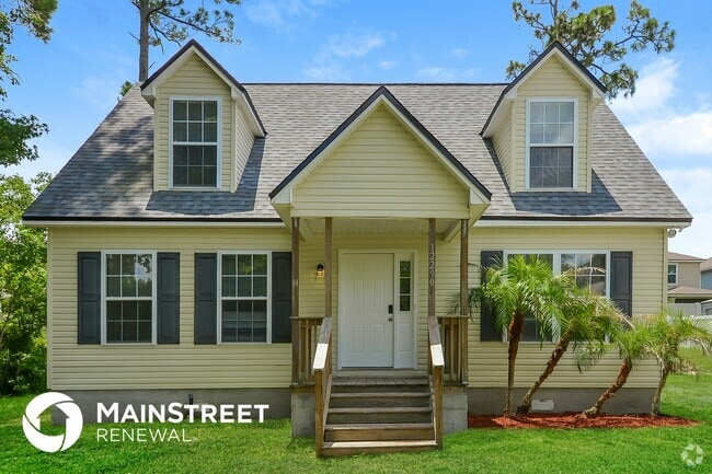 Building Photo - 12290 Versailles St