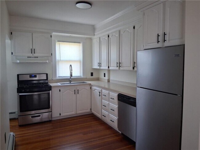 Building Photo - 53 Calder St