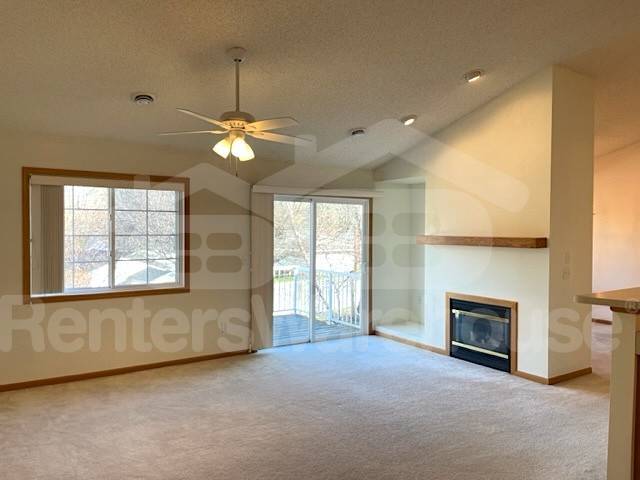 Foto del edificio - 5422 Elm Grove Ave