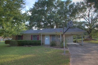 Building Photo - 4311 Marcell Cir W