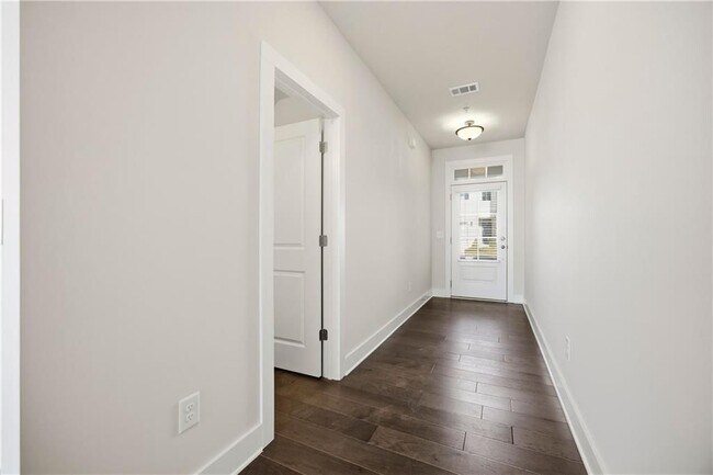 Foto del edificio - 1235 Weatherway Ln