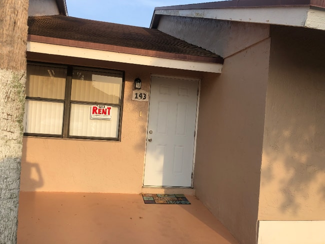 Building Photo - 7730 SW 156th Ct