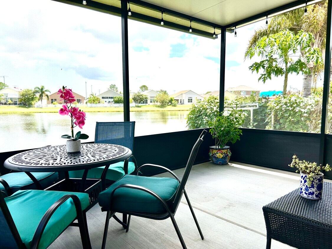 2414 Wood Pointe Dr Unit Holiday 1, Holiday, FL 34691 Apartments in