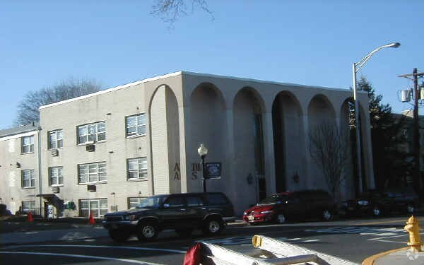 Building Photo - Athenian Arms