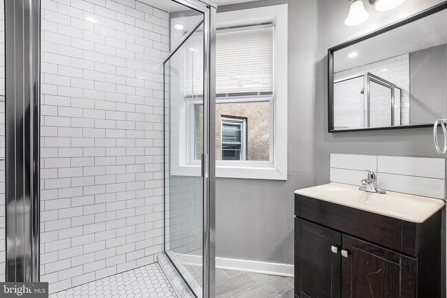 Building Photo - 2125 N 20th St