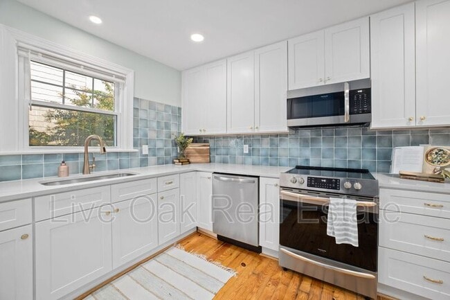 Photo - 7605 Atlantic Ave Apartment