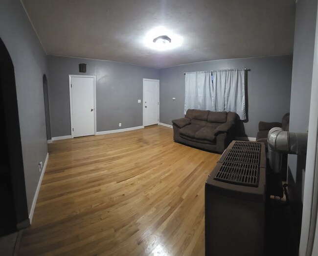 Foto del edificio - 840 Dwelly St