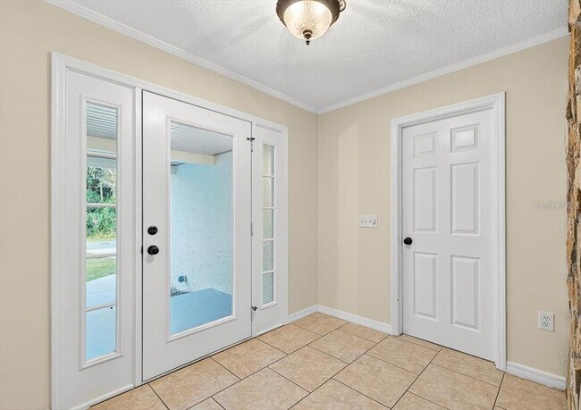 Foto del edificio - 11755 W Fisherman Ln