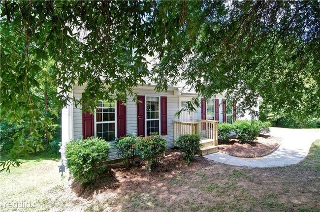 Foto del edificio - 3 br, 2 bath House - 111 Whispering Ct
