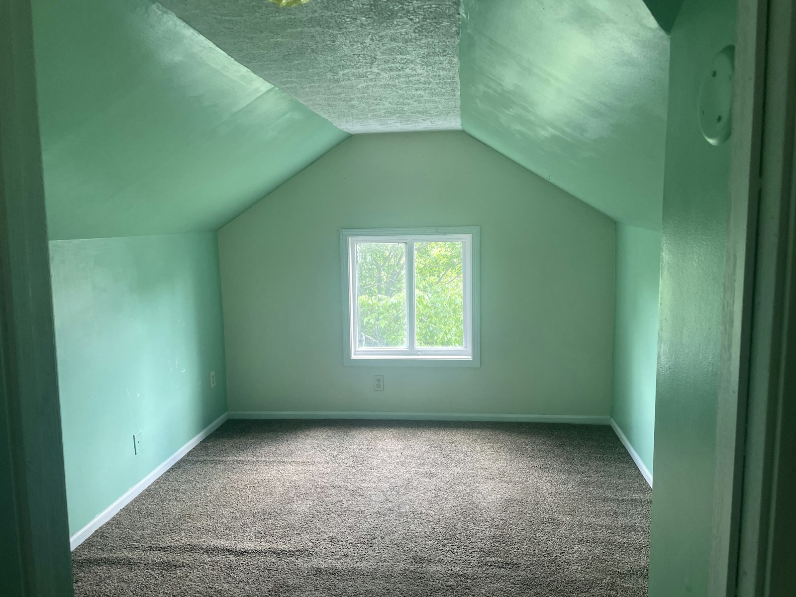 124 Russell Ave Niles, OH 44446 – photo 5