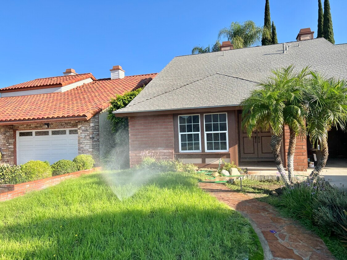 Foto principal - 2551 E. LARK ELLEN LANE