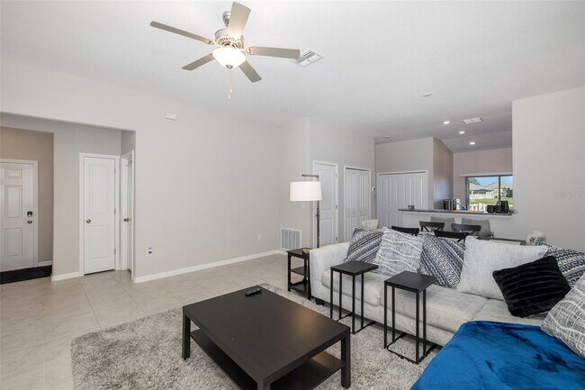 Foto del edificio - 13335 Crest Lake Dr