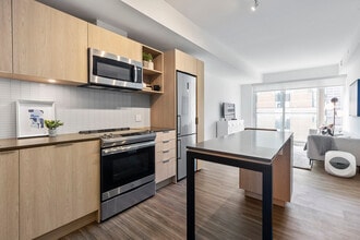 Building Photo - 77 & 99 Gerrard West