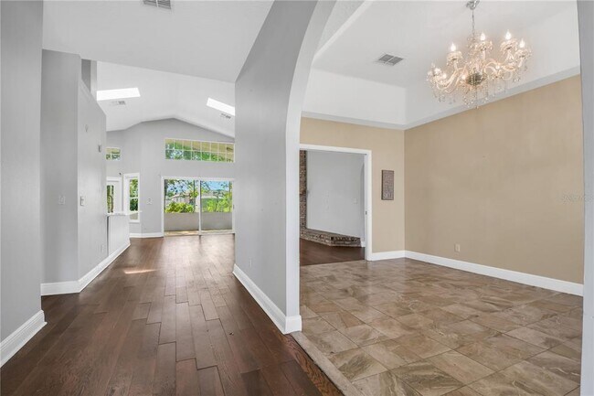 Building Photo - 2396 Nightingale Ln