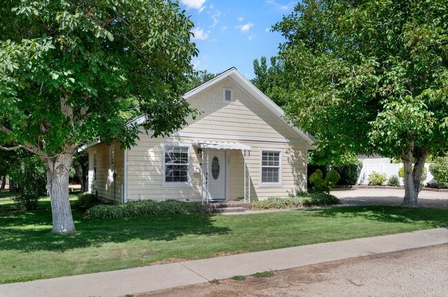 Building Photo - 503 E 900 S
