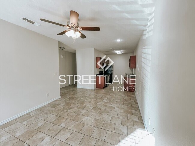 Building Photo - NOW OFFERING $350 OFF FIRST FULL MONTH IF ...