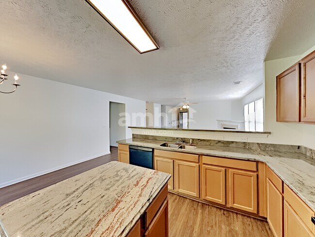 Foto del edificio - 4804 Irving Ln