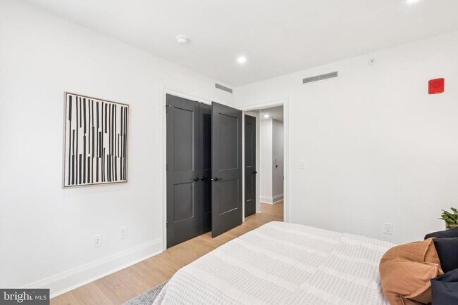 Foto del edificio - 135 S 19th St