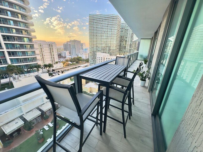 Building Photo - 1300 S Miami Ave
