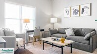 Foto principal - 335 W 9th St