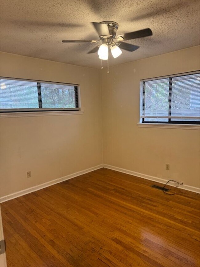 Foto del edificio - 217DU