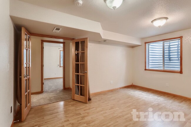 Building Photo - 644 Blue Azurite Ave