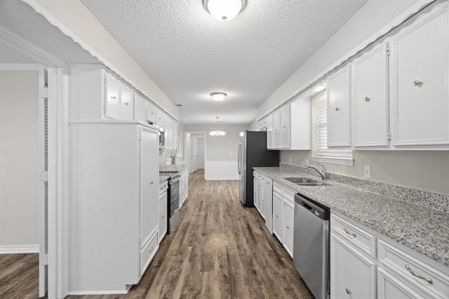Foto del edificio - 1410 Pine Hill Dr