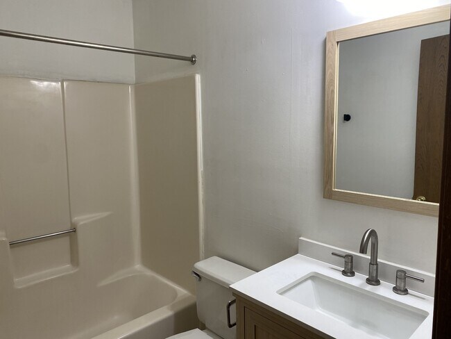 Foto del edificio - 13098 Westland Ct