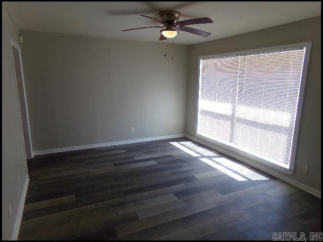 Foto del edificio - 26 S Wakefield Dr