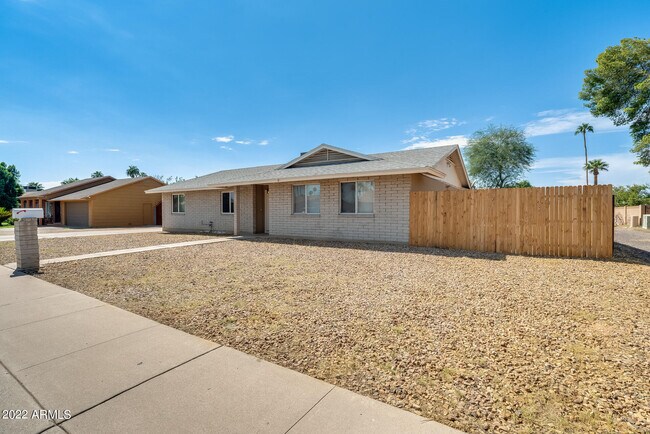 Foto del edificio - 10424 N 38th Dr