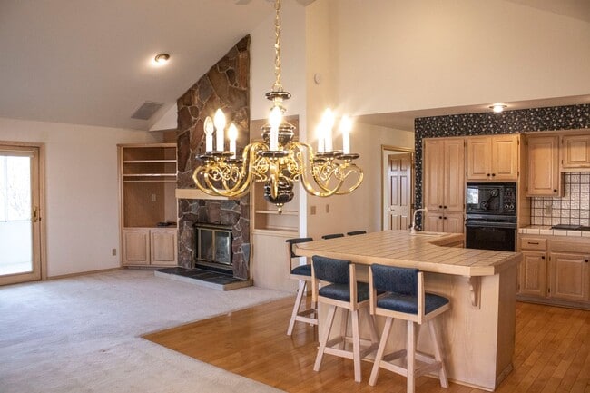 Foto del edificio - Custom home in Southwest Reno, 3 Bedrooms, 2 Bathrooms, Large Garage