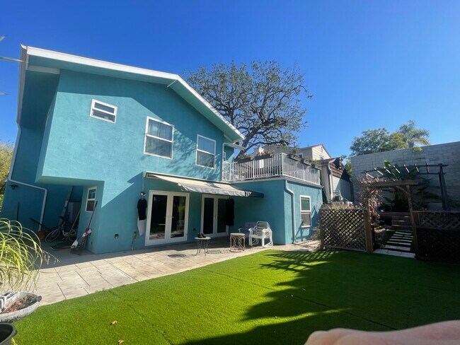 Foto del edificio - 321 S Thurston Ave