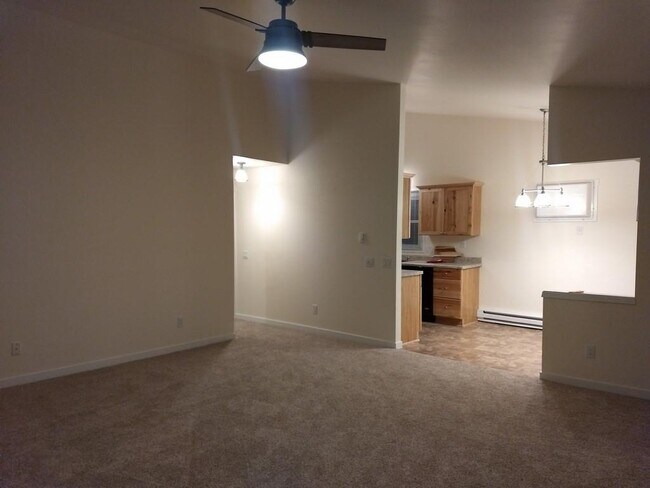 Building Photo - 6717 Jacobs Way