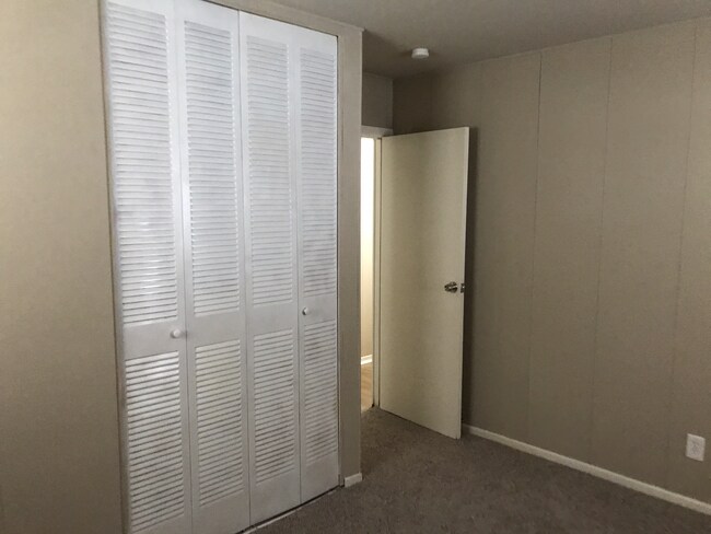 Foto del edificio - 727 Burr Oak St