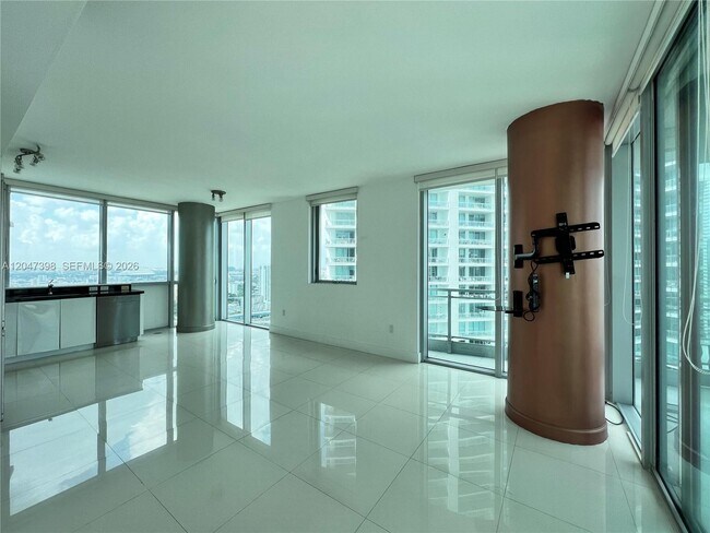 Foto del edificio - 92 SW 3rd St