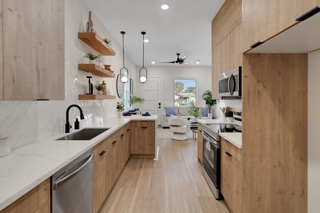 Building Photo - 7962 Ethel St