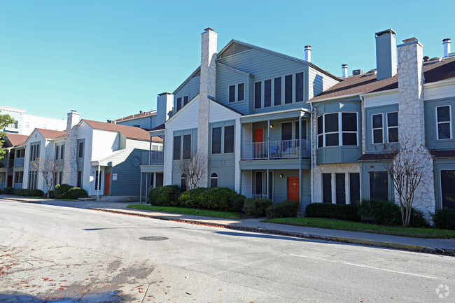 Building Photo - Orange Tree Condominiums