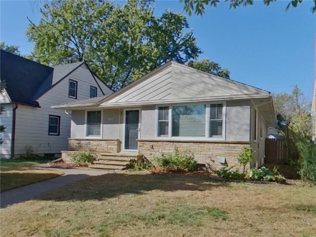 Foto principal - 3755 Major Ave N