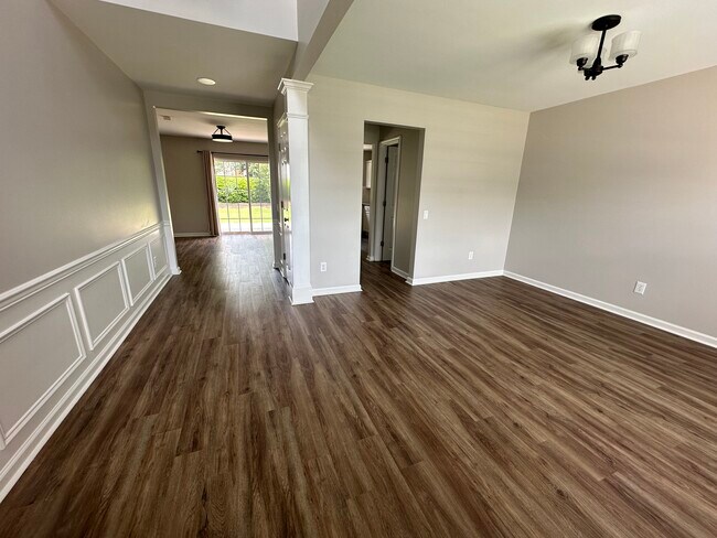 Building Photo - 12147 Bobhouse Dr