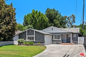 Building Photo - 5630 Radford Ave
