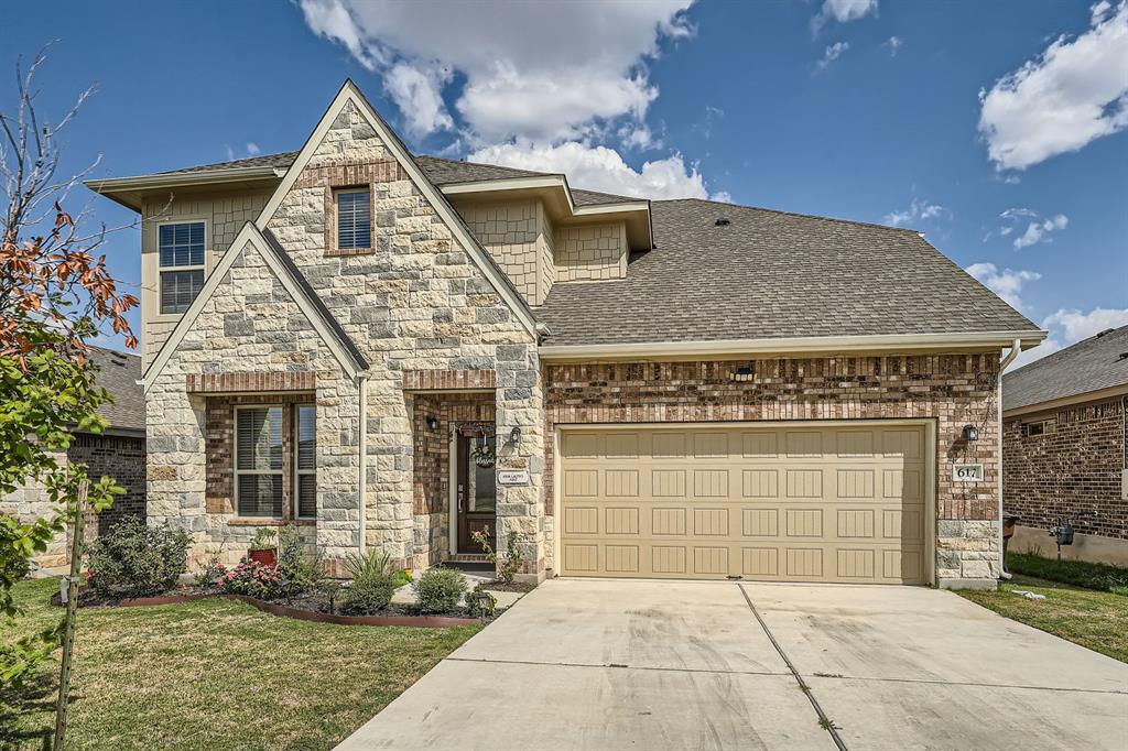 Foto principal - 617 Elm Grn St