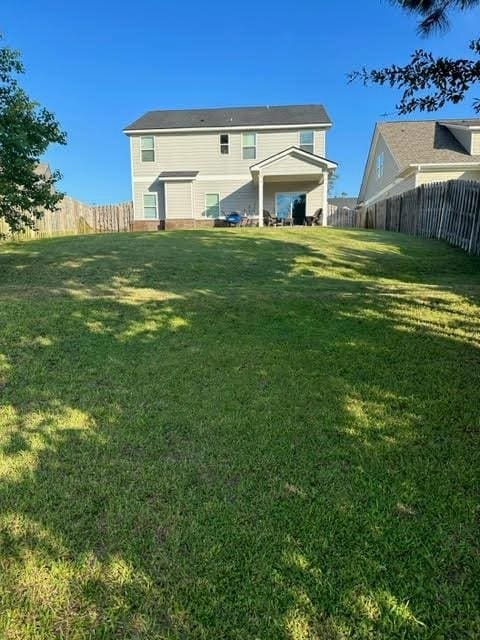 Foto principal - 8820 Sullivans Dr