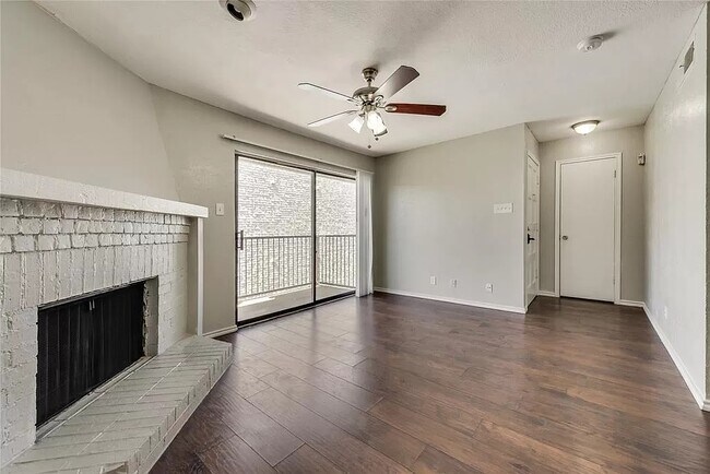Building Photo - 228 Shady Lane Dr