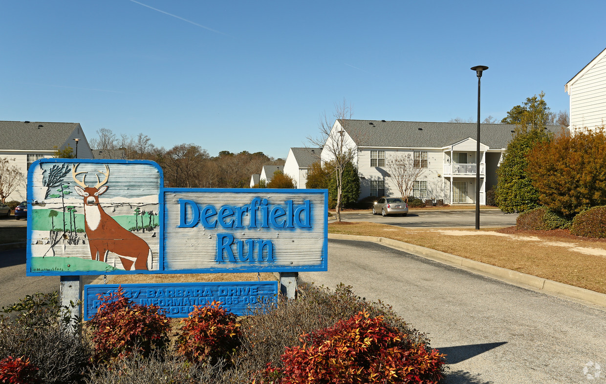 Foto principal - Deerfield Run Apartments