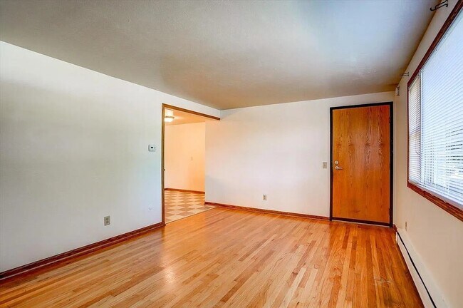 Foto del edificio - 1165 Petra Pl