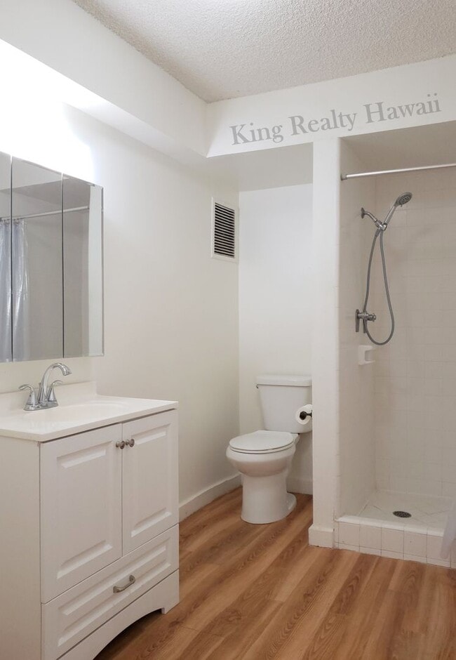 Foto del edificio - VERY CLEAN Studio / 1 bath w/full kitchen/...