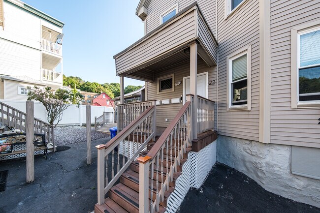 Building Photo - 22 Faulkner St