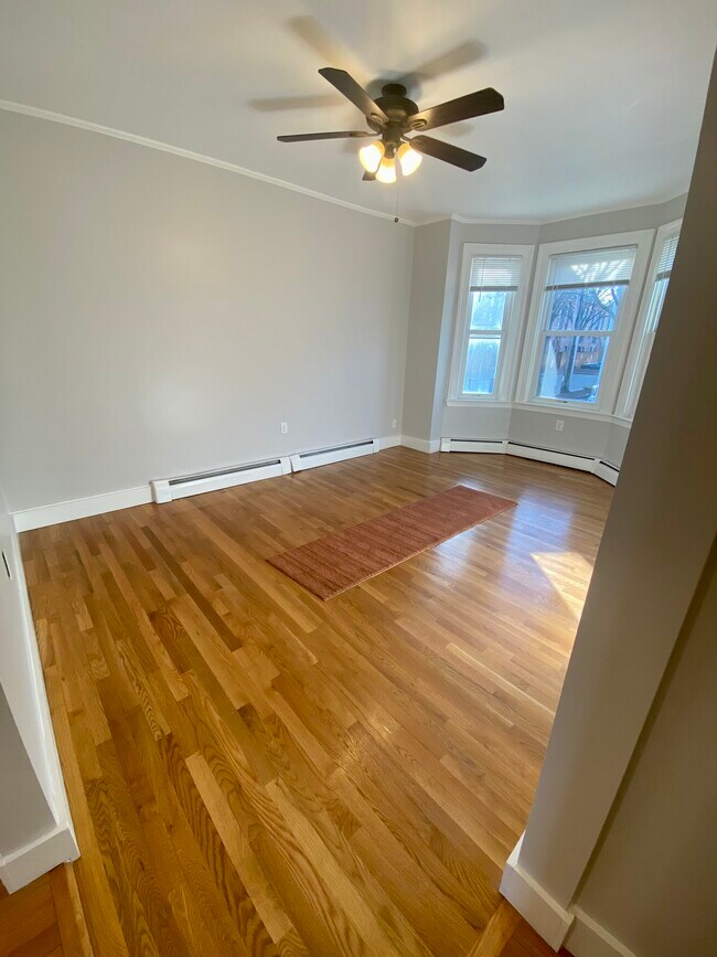 Building Photo - 64 Fulkerson St