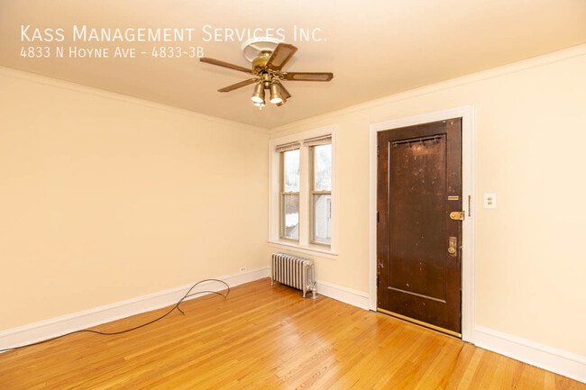 Building Photo - 4833 N Hoyne Ave