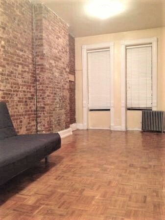 Foto del edificio - 294 Willoughby Ave